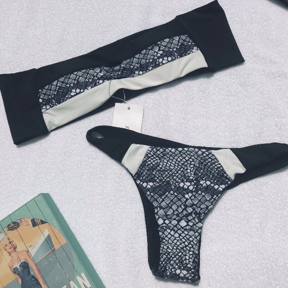 🌿NWT ZAFUL Snakeskin Strapless Bikini Set🌿